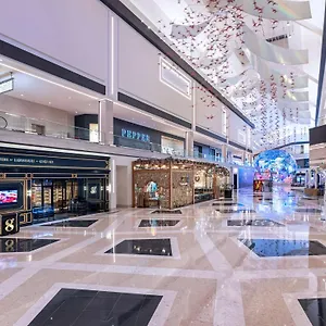 Conrad Vegas At World 5* לאס וגאס