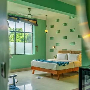 מלון Minimalist One Hauz Khas Village, ניו דלהי